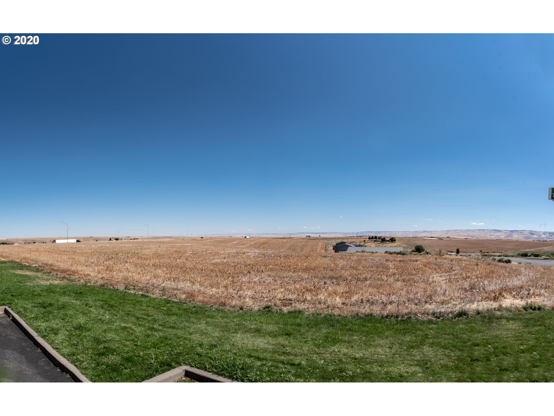 Kirk, Unit 101 Pendleton, OR 97801 - Photo 14 of 15 a view of an ocean