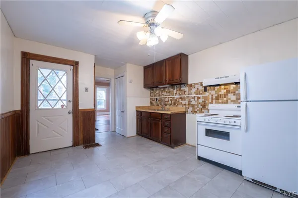 $139,900 | 328 Pleasant Avenue, Herkimer, NY 13350