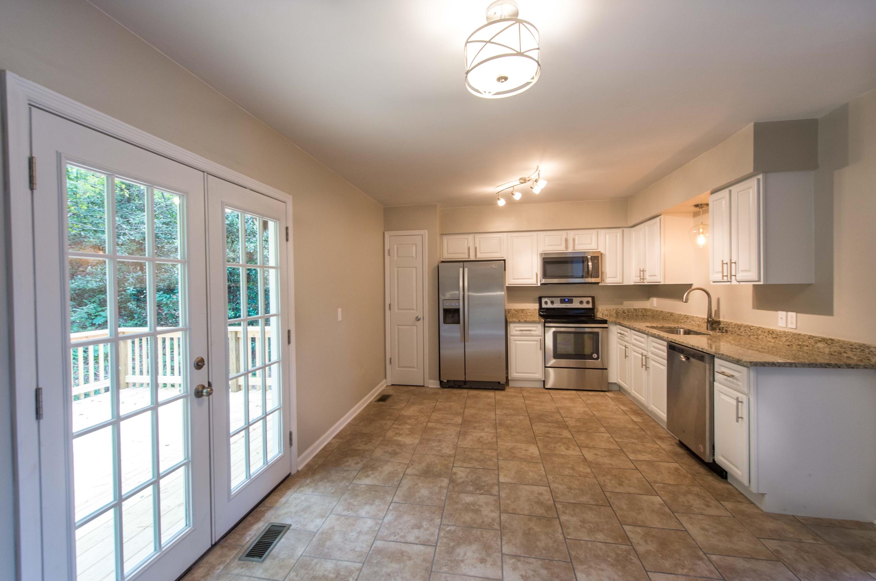 5607 Winniespan Road Chattanooga, TN 37416 - Photo 5 of 20 Kitchen to Large Deck