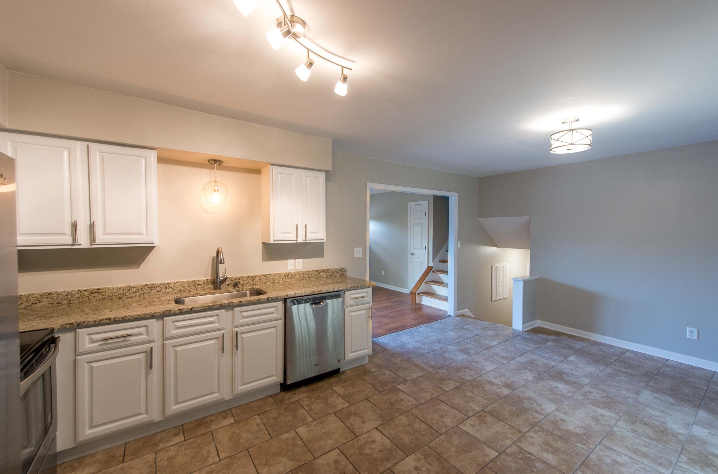 5607 Winniespan Road Chattanooga, TN 37416 - Photo 8 of 20 Kitchen over looking Living Room