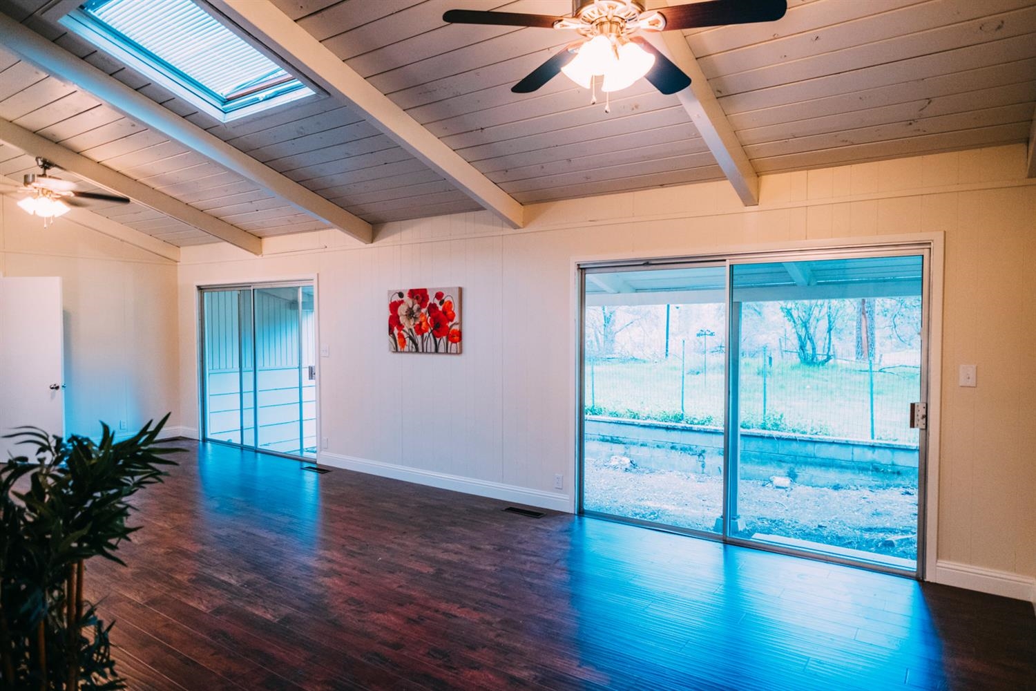39535 Pine Ridge Road Oakhurst, CA 93644 - Photo 8 of 10 Gallery Image 8