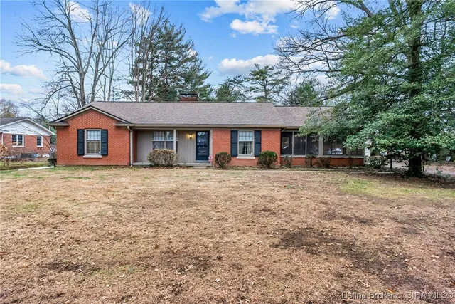 $299,900 | 239 Hopkins Lane, Jeffersonville, IN 47130