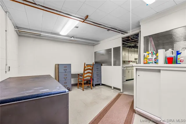 $299,890 | 239 Hopkins Lane, Jeffersonville, IN 47130