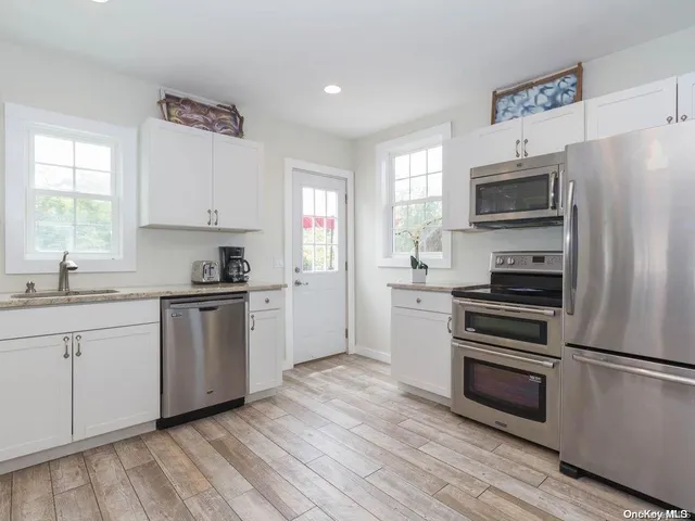 $8,500 | 192 Cottage Walk, Ocean Beach, NY 11770