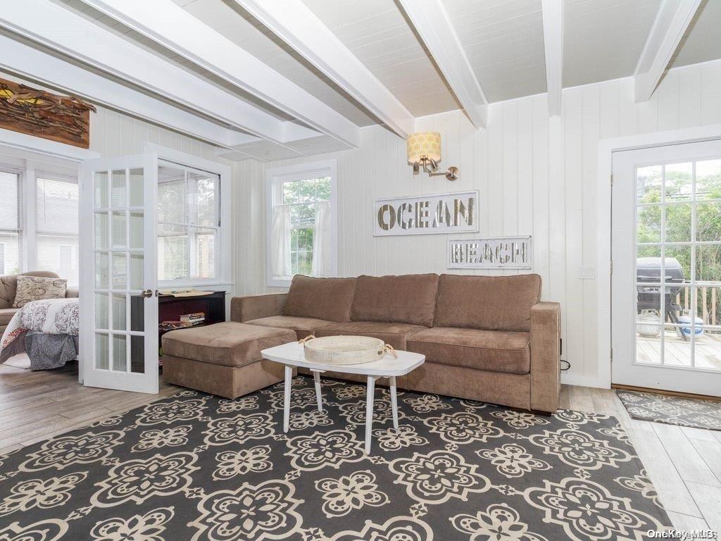 192 Cottage Walk Ocean Beach, NY 11770 - Photo 6 of 15