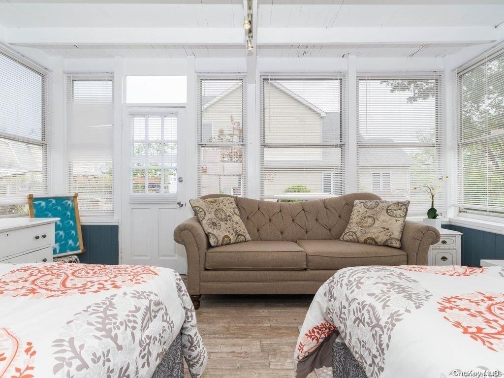 192 Cottage Walk Ocean Beach, NY 11770 - Photo 8 of 15