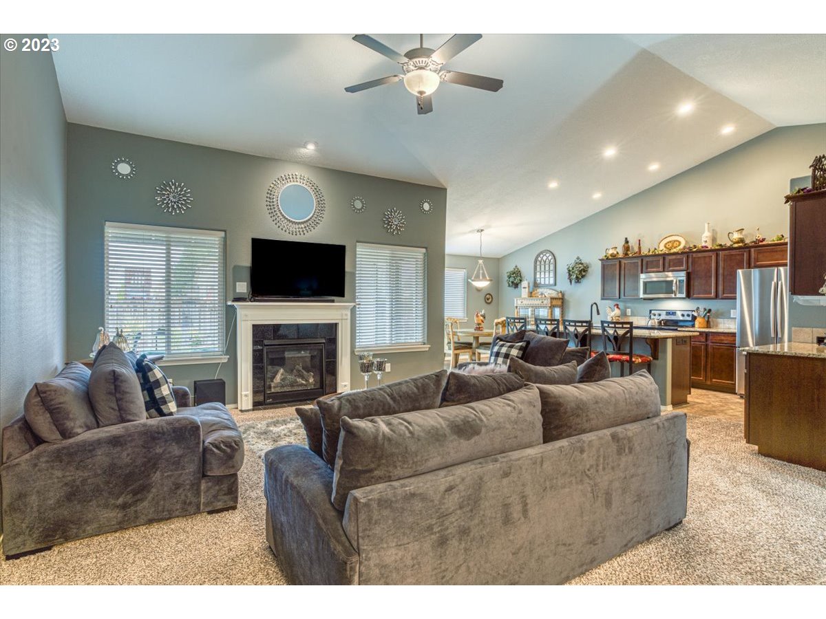 3303 Reed Avenue Woodburn, OR 97071 - Photo 16 of 33 Gallery Image 16