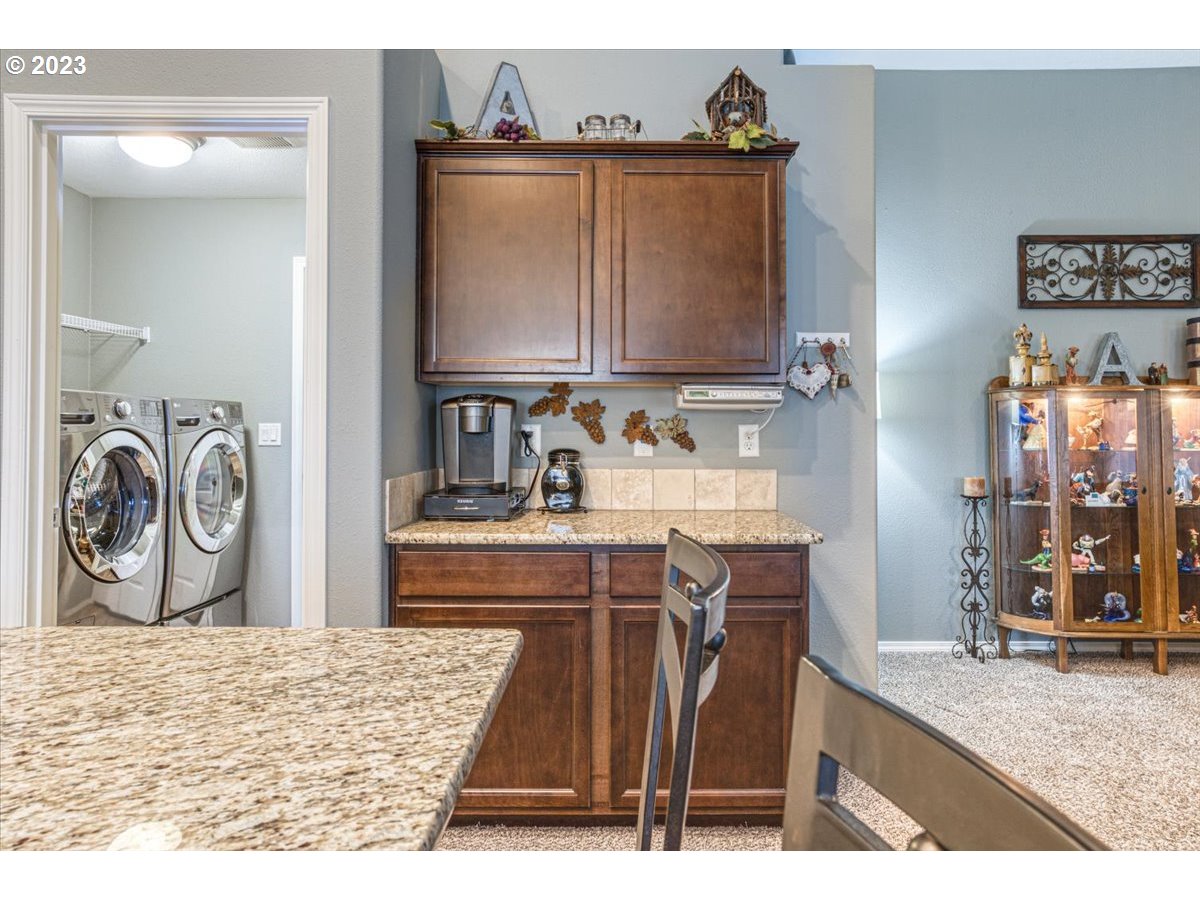 3303 Reed Avenue Woodburn, OR 97071 - Photo 6 of 33 Gallery Image 6