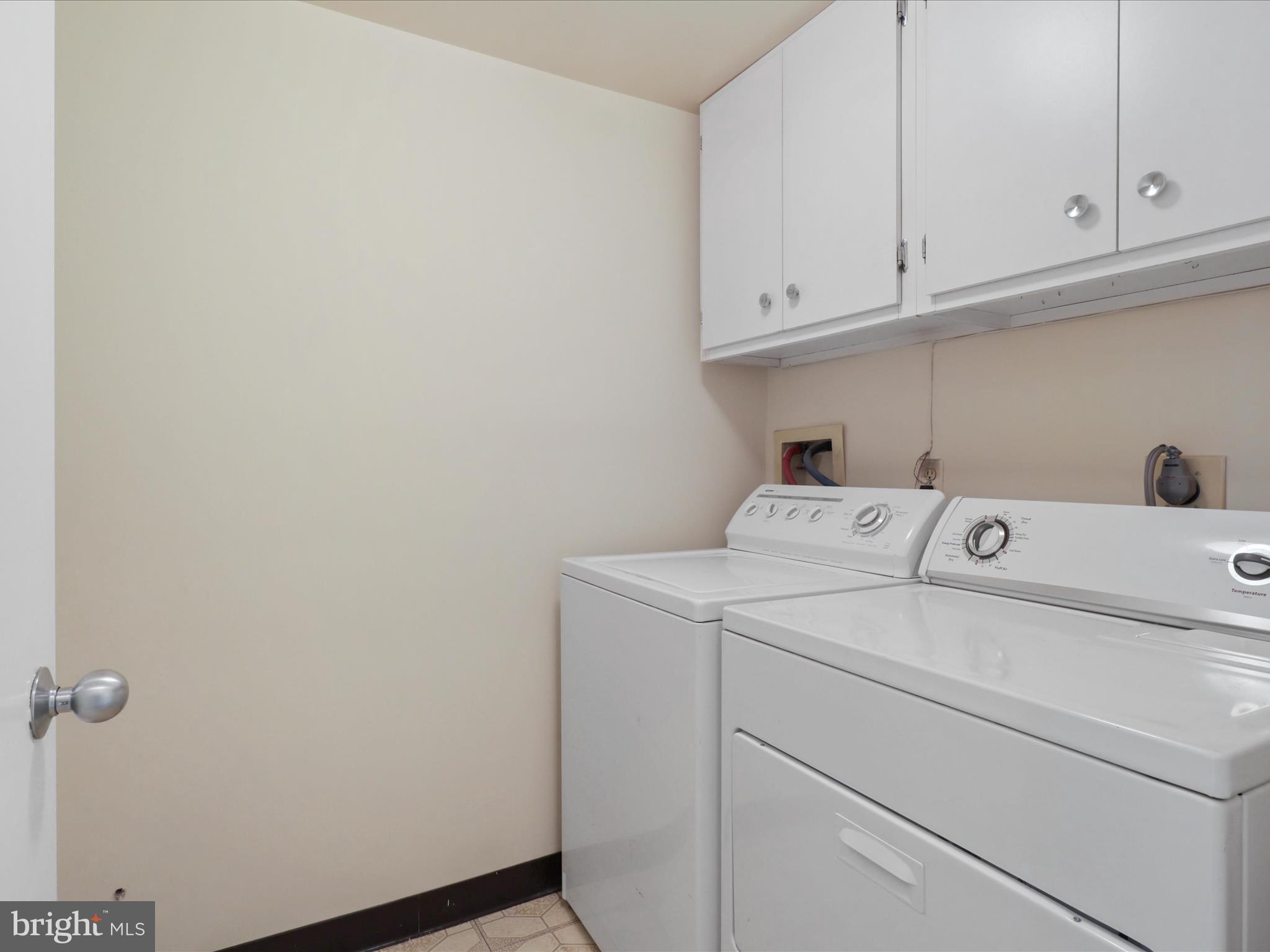 5501 Seminary Road, Unit 2611S Falls Church, VA 22041 - Photo 32 of 52 Separate Laundry room