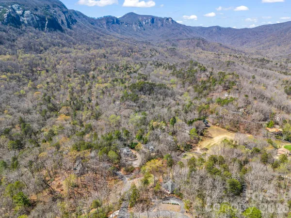 $575,000 | 121 Fern Loop, Lake Lure, NC 28746