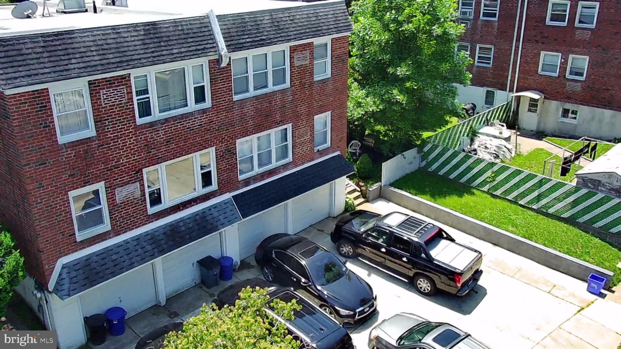 10781 Lockart Road Philadelphia, PA 19116 - Photo 3 of 31 Gallery Image 3