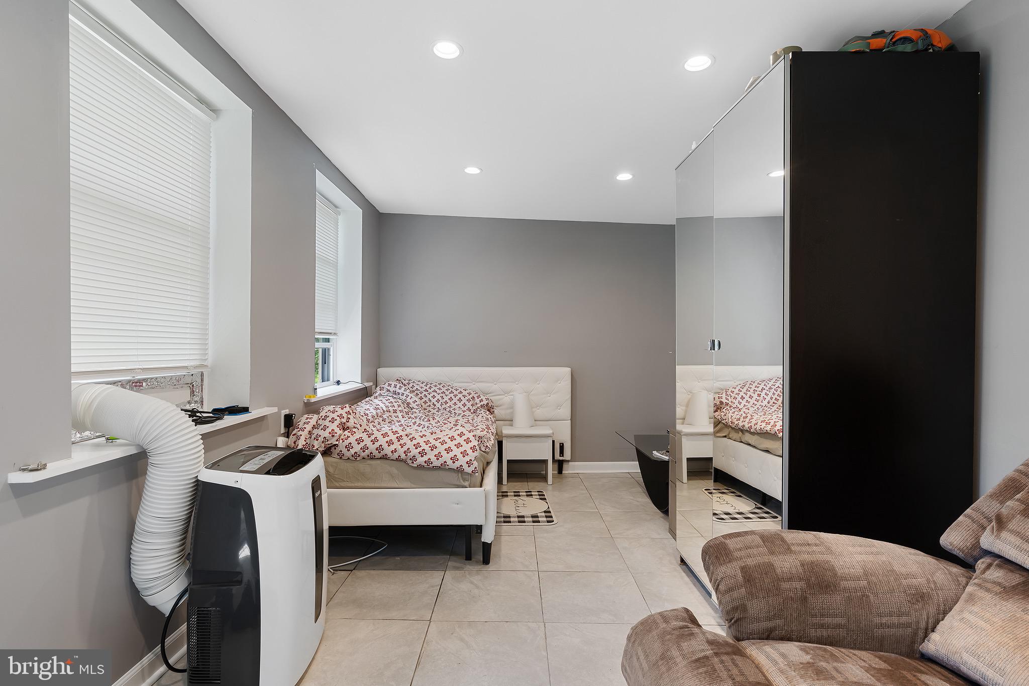 10781 Lockart Road Philadelphia, PA 19116 - Photo 30 of 31 Gallery Image 30