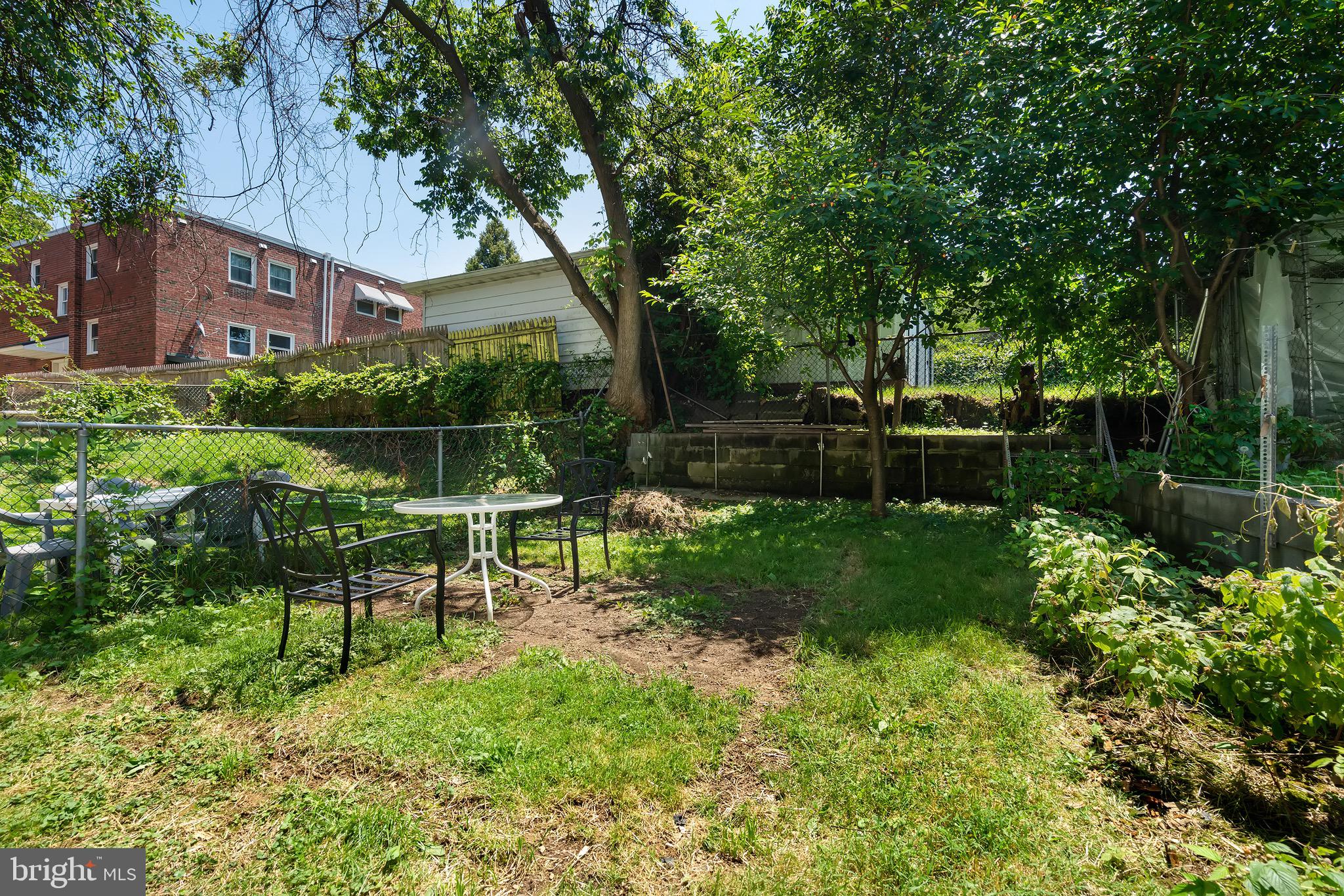 10781 Lockart Road Philadelphia, PA 19116 - Photo 5 of 31 Gallery Image 5