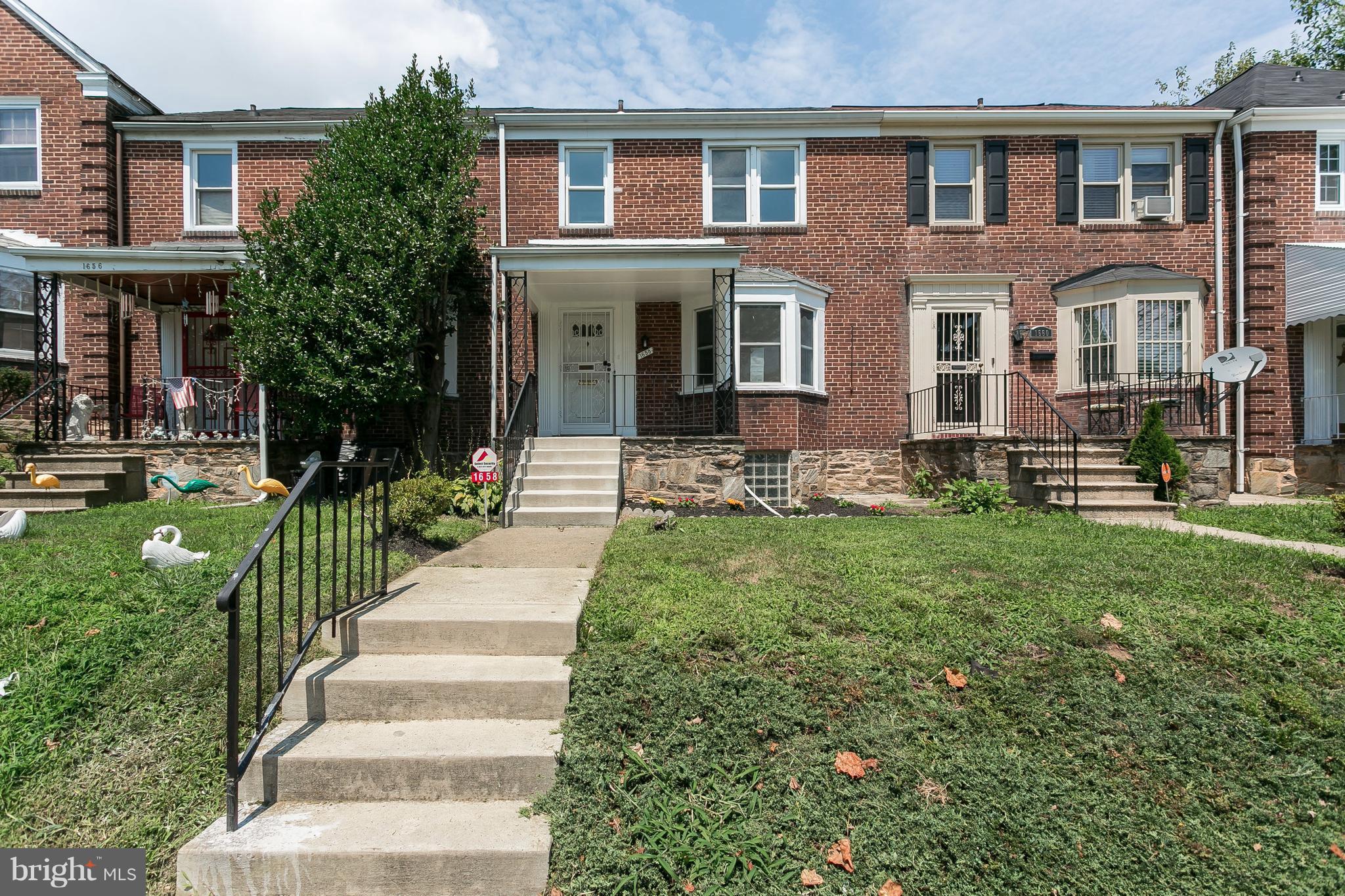 1658 Roundhill Road Baltimore, MD 21218 - Photo 2 of 30 Exterior (Front)