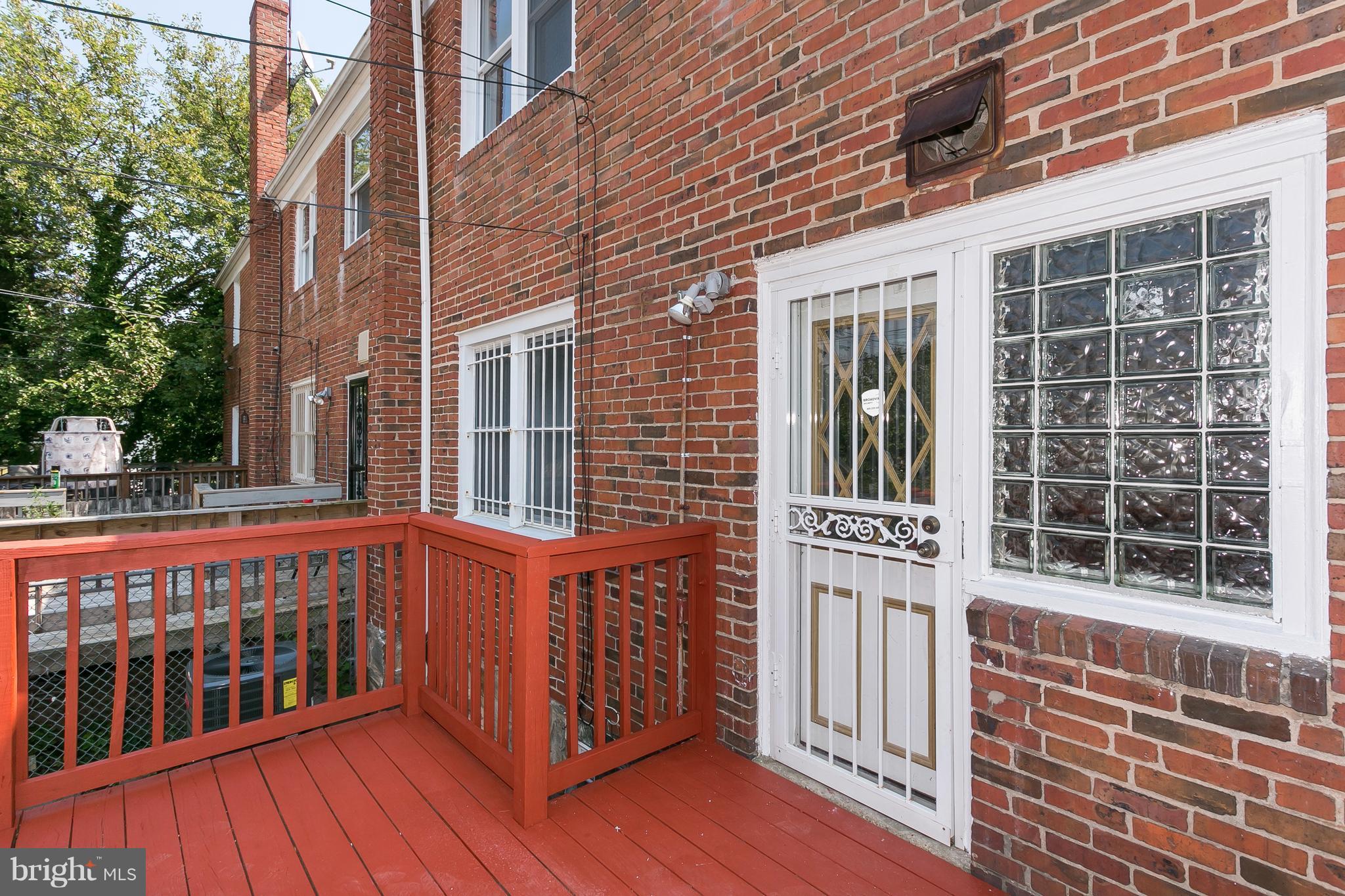 1658 Roundhill Road Baltimore, MD 21218 - Photo 24 of 30 Exterior (Rear)
