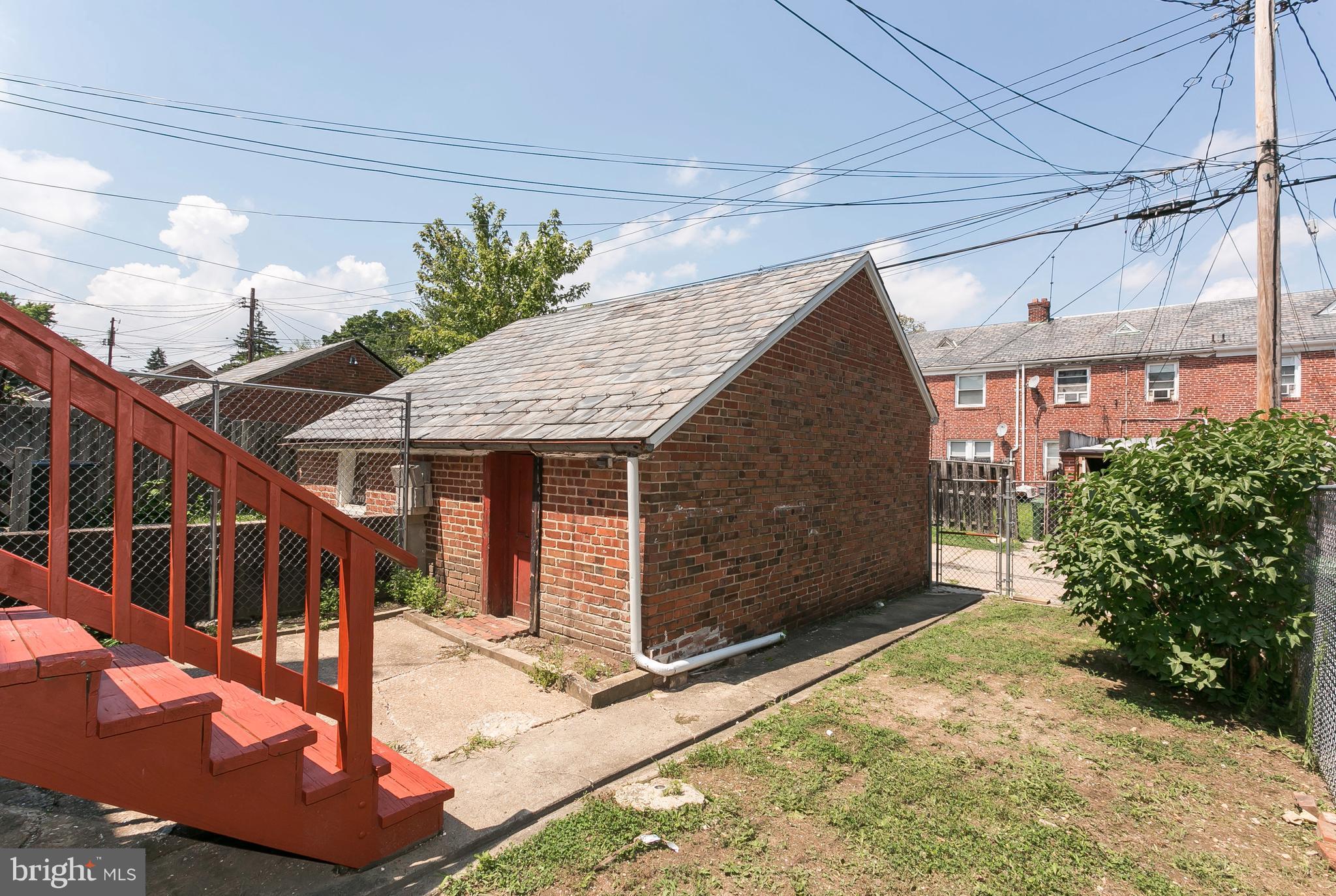1658 Roundhill Road Baltimore, MD 21218 - Photo 27 of 30 Exterior (Rear)