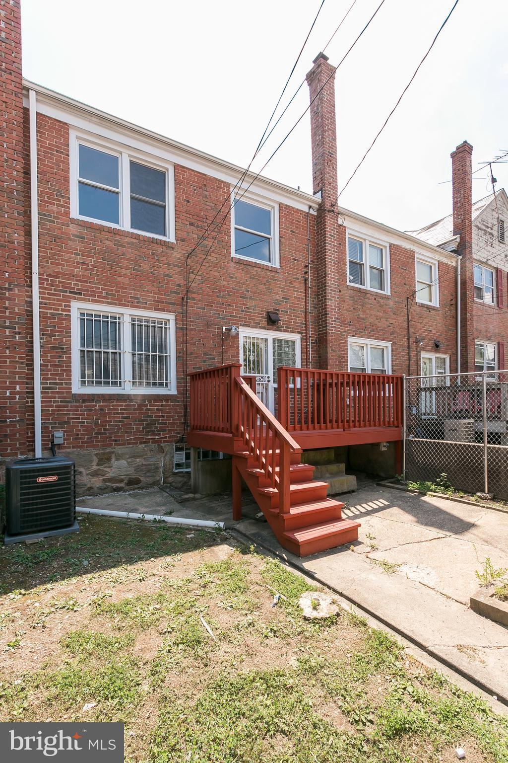 1658 Roundhill Road Baltimore, MD 21218 - Photo 28 of 30 Nice Private Backyard