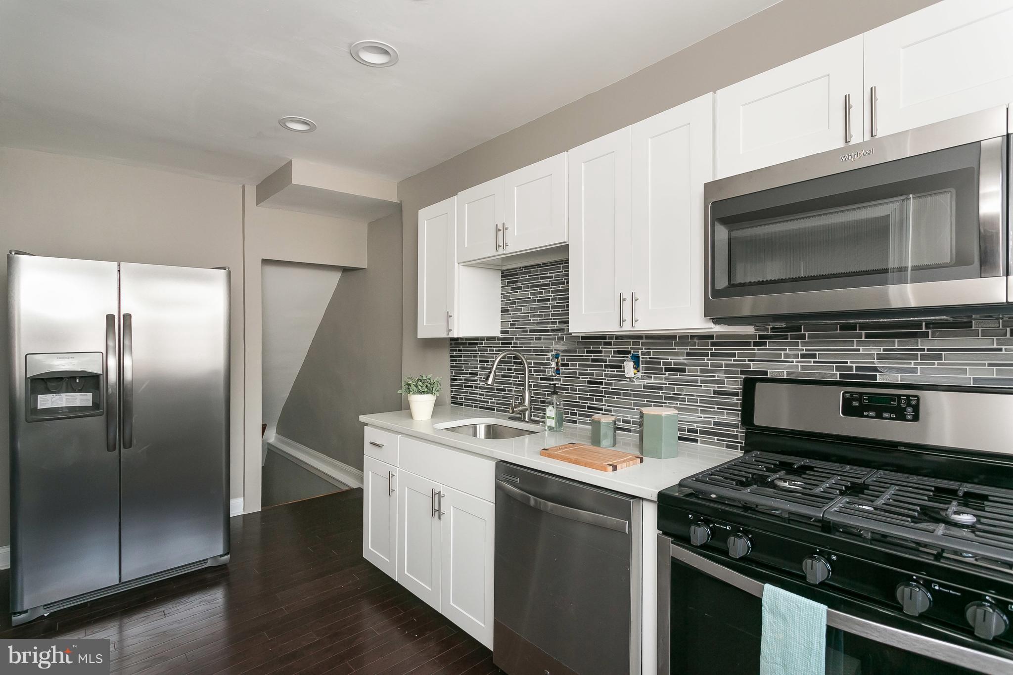 1658 Roundhill Road Baltimore, MD 21218 - Photo 7 of 30 New Stainless Steel Appliances
