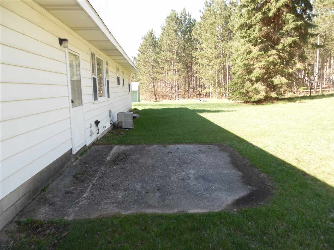 4705 North 19 Road Mesick, MI 49668 - Photo 7 of 23 1814027-6.JPG