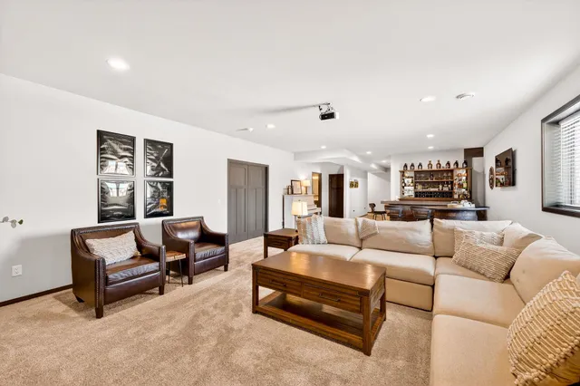 $834,000 | 4960 Prairie Spring Court, Waunakee, WI 53597