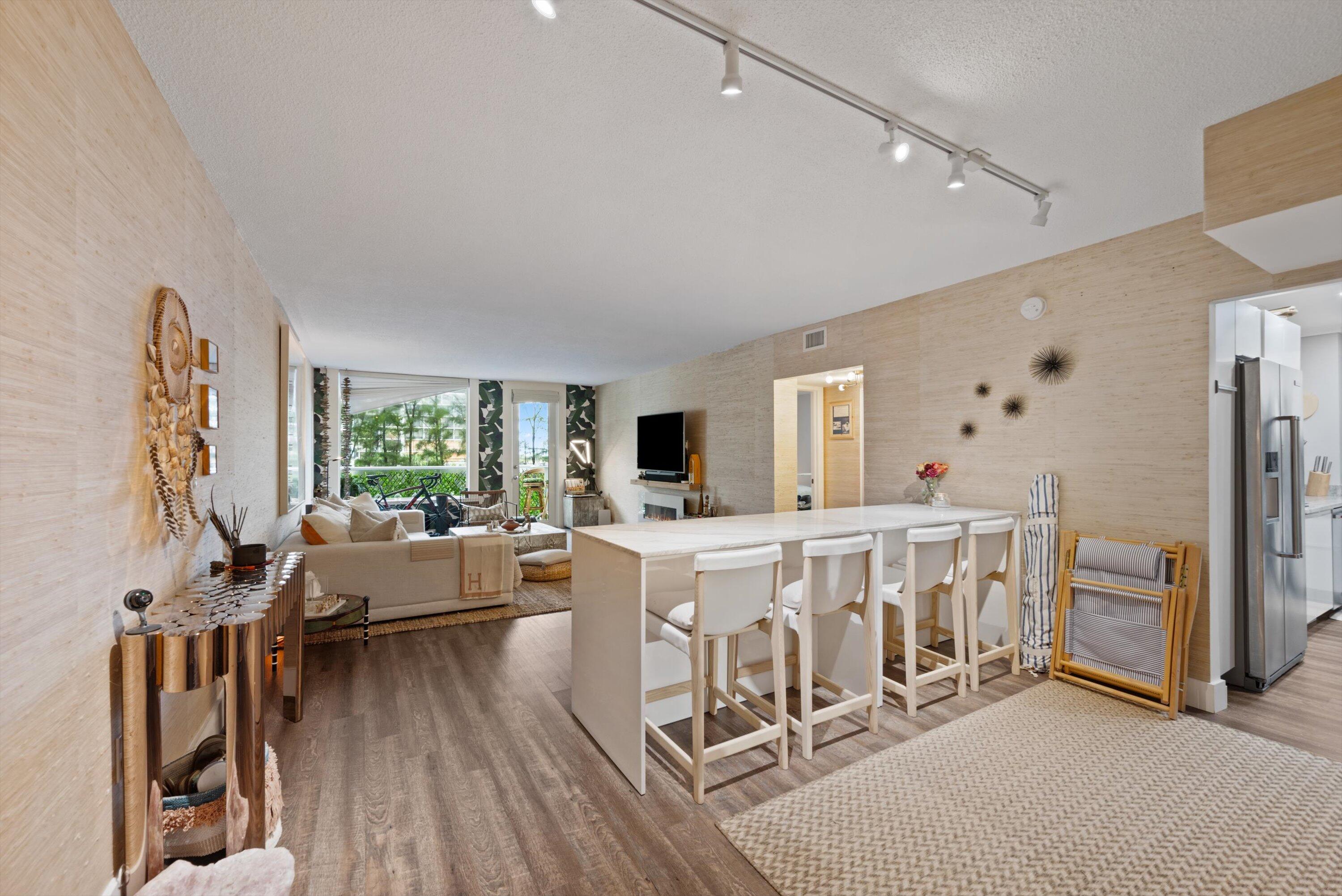 3450 South Ocean Boulevard, Unit 105 Palm Beach, FL 33480 - Photo 11 of 49 15-DSC_8209