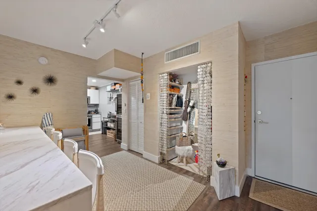 $2,900 | 3450 South Ocean Boulevard, Unit 105, Palm Beach, FL 33480