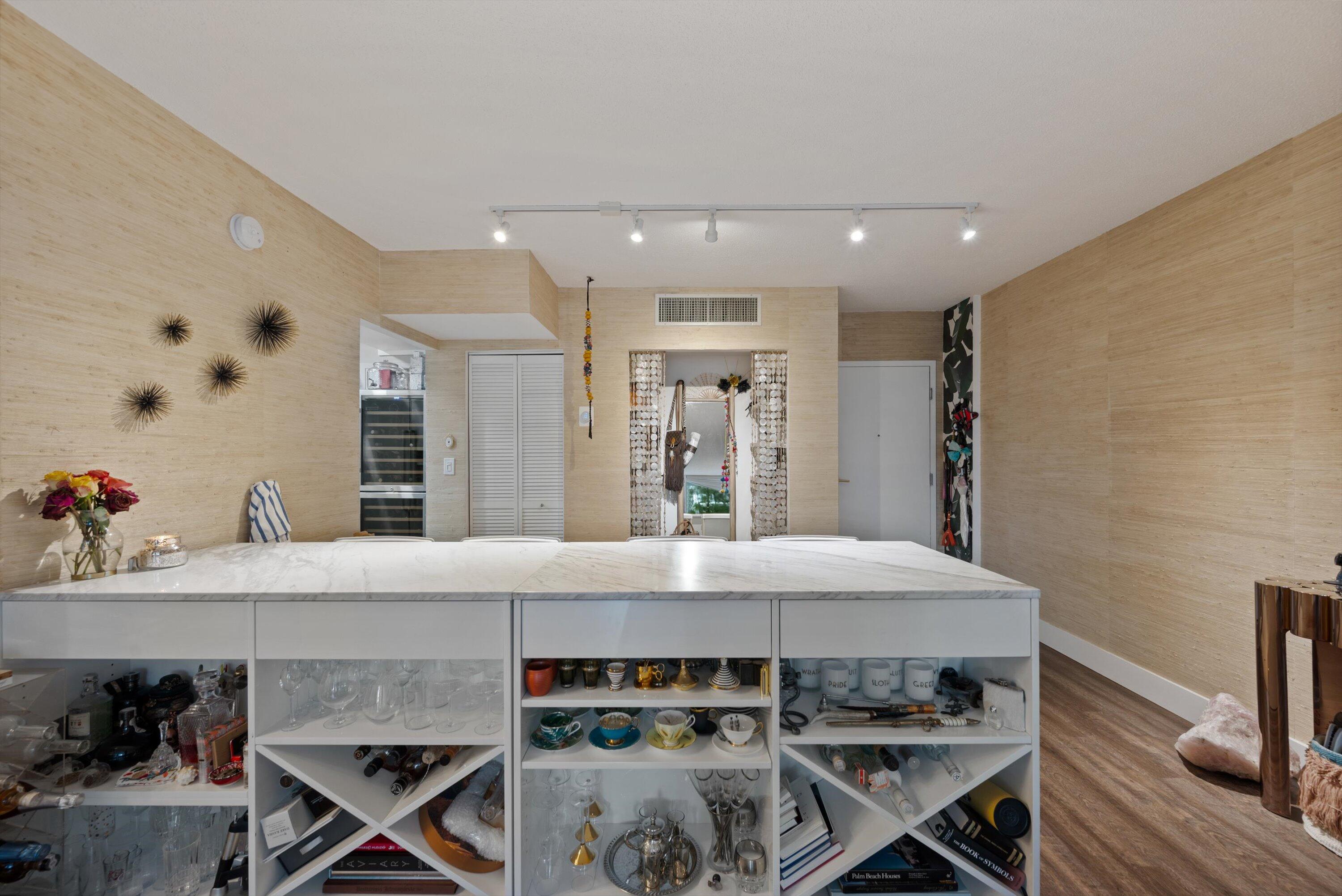 3450 South Ocean Boulevard, Unit 105 Palm Beach, FL 33480 - Photo 13 of 49 18-DSC_8218