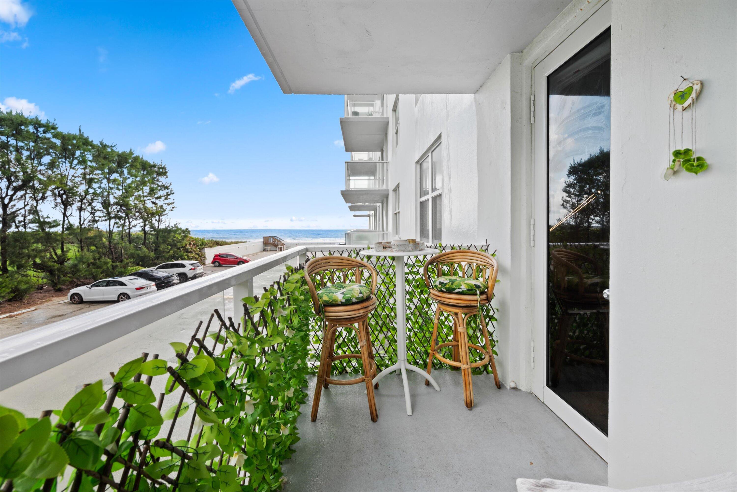 3450 South Ocean Boulevard, Unit 105 Palm Beach, FL 33480 - Photo 32 of 49 40-DSC_8281