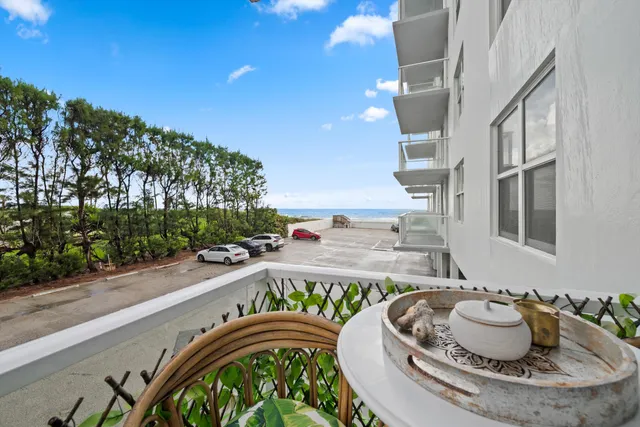$2,900 | 3450 South Ocean Boulevard, Unit 105, Palm Beach, FL 33480