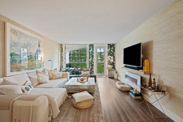 $2,900 | 3450 South Ocean Boulevard, Unit 105, Palm Beach, FL 33480