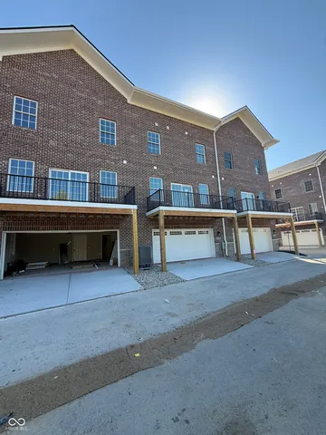 $385,000 | 5740 Birtz Road, Lawrence, IN 46216