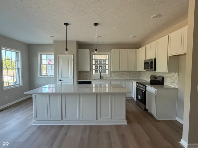 $385,000 | 5740 Birtz Road, Lawrence, IN 46216