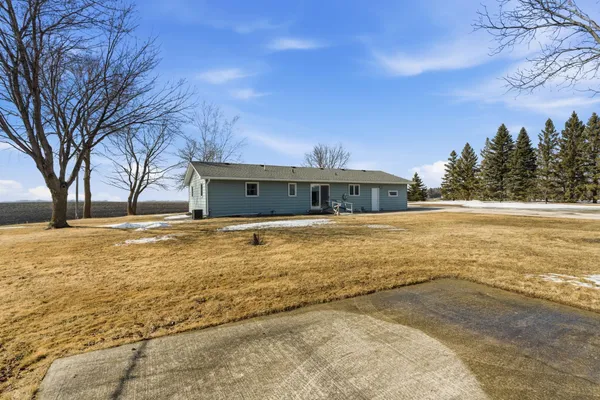 $499,900 | 1351 98th Street Northeast, Kandiyohi, MN 56251
