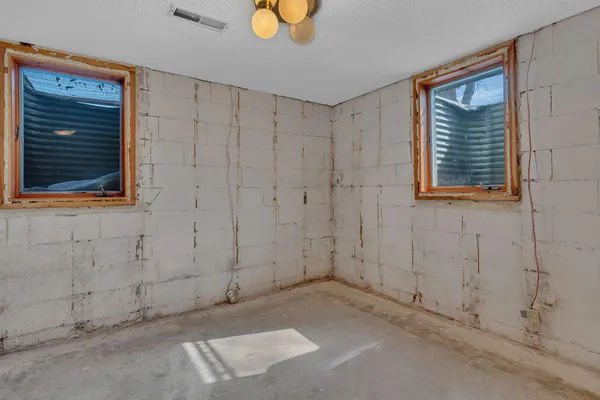 $499,900 | 1351 98th Street Northeast, Kandiyohi, MN 56251