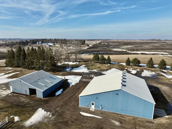 $499,900 | 1351 98th Street Northeast, Kandiyohi, MN 56251