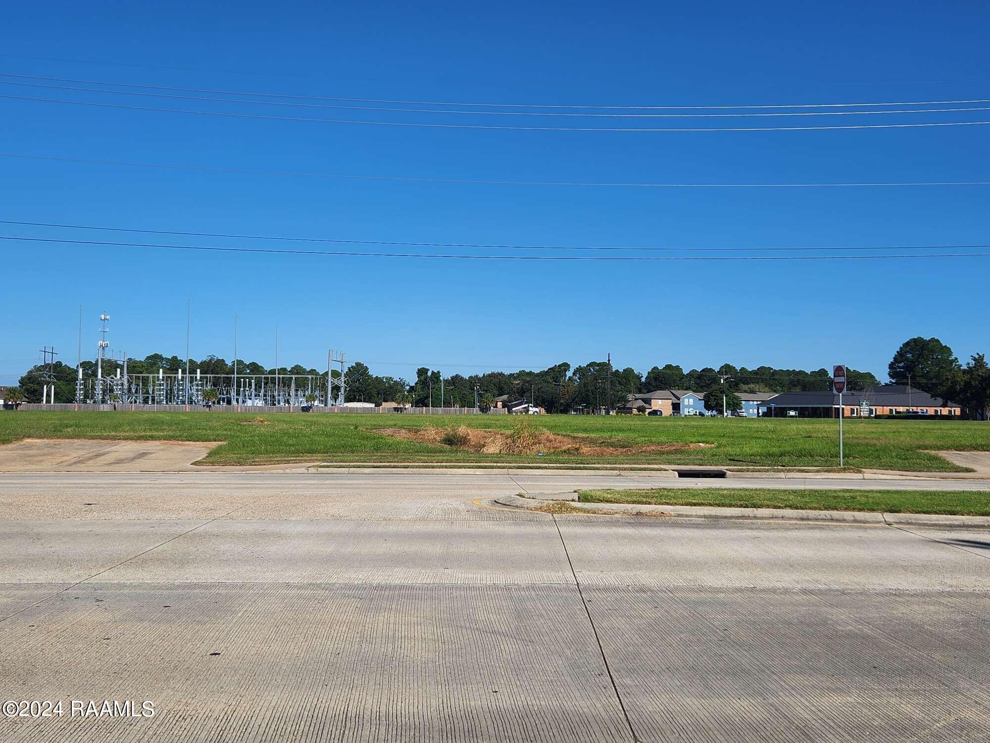 706 Verot School Road Lafayette, LA 70508 - Photo 4 of 7 Compress_20241009_101828_8936