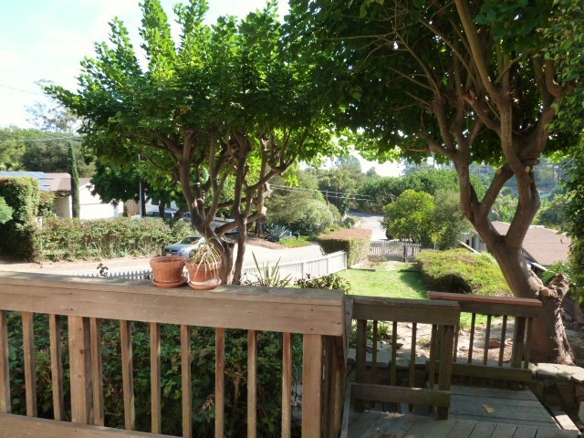 1375 Kenwood Road Santa Barbara, CA 93109 - Photo 5 of 5 1375 Kenwood Deck and Yard