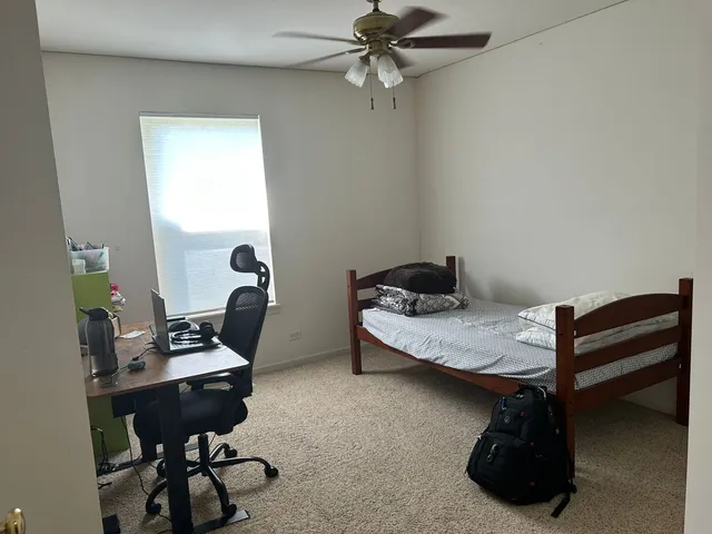 $2,400 | 2249 Sunrise Circle, Aurora, IL 60503