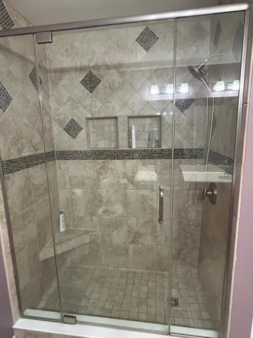 $2,400 | 2249 Sunrise Circle, Aurora, IL 60503