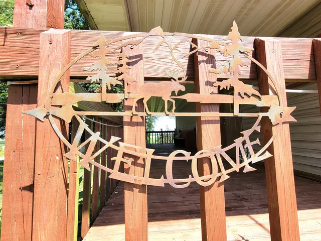 $215,000 | 2160 County Highway, Rinard, IL 62878