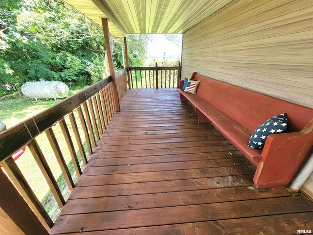 $215,000 | 2160 County Highway, Rinard, IL 62878