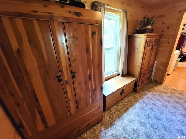 $215,000 | 2160 County Highway, Rinard, IL 62878