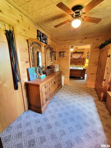 $215,000 | 2160 County Highway, Rinard, IL 62878