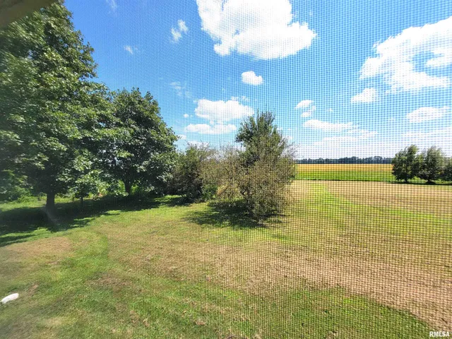 $215,000 | 2160 County Highway, Rinard, IL 62878