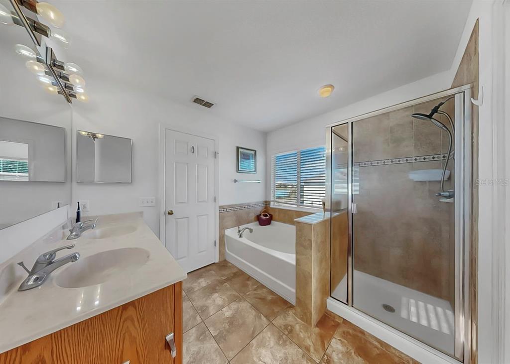 5457 Sandy Shell Drive Apollo Beach, FL 33572 - Photo 38 of 65