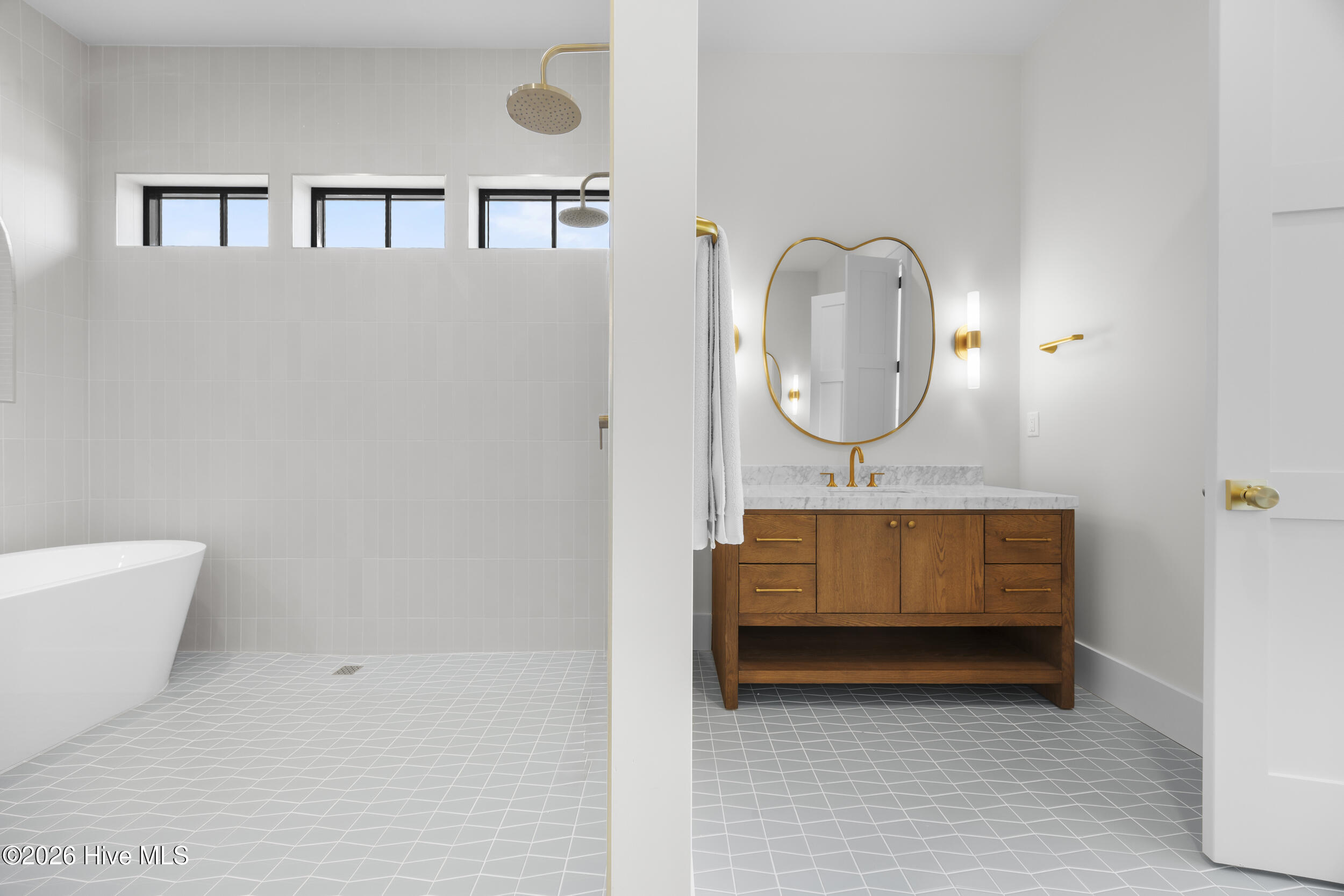 103 Dragonfly Lane Hampstead, NC 28443 - Photo 22 of 88 22_bathroom