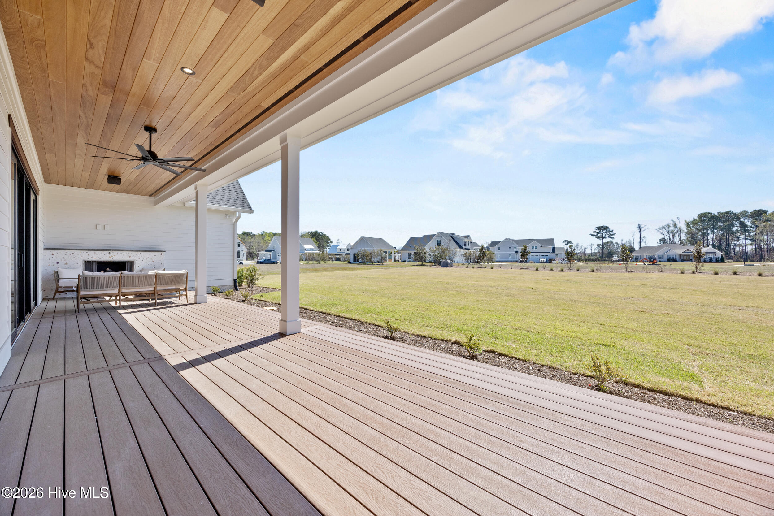 103 Dragonfly Lane Hampstead, NC 28443 - Photo 69 of 88 69_patio