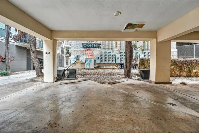 $290,000 | 712 Graham Place, Unit 201, Austin, TX 78705