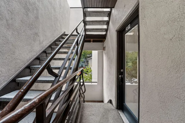 $290,000 | 712 Graham Place, Unit 201, Austin, TX 78705