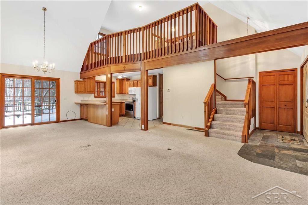 1152 South 8 Mile Road Midland, MI 48640 - Photo 7 of 58 50065204-6.JPG